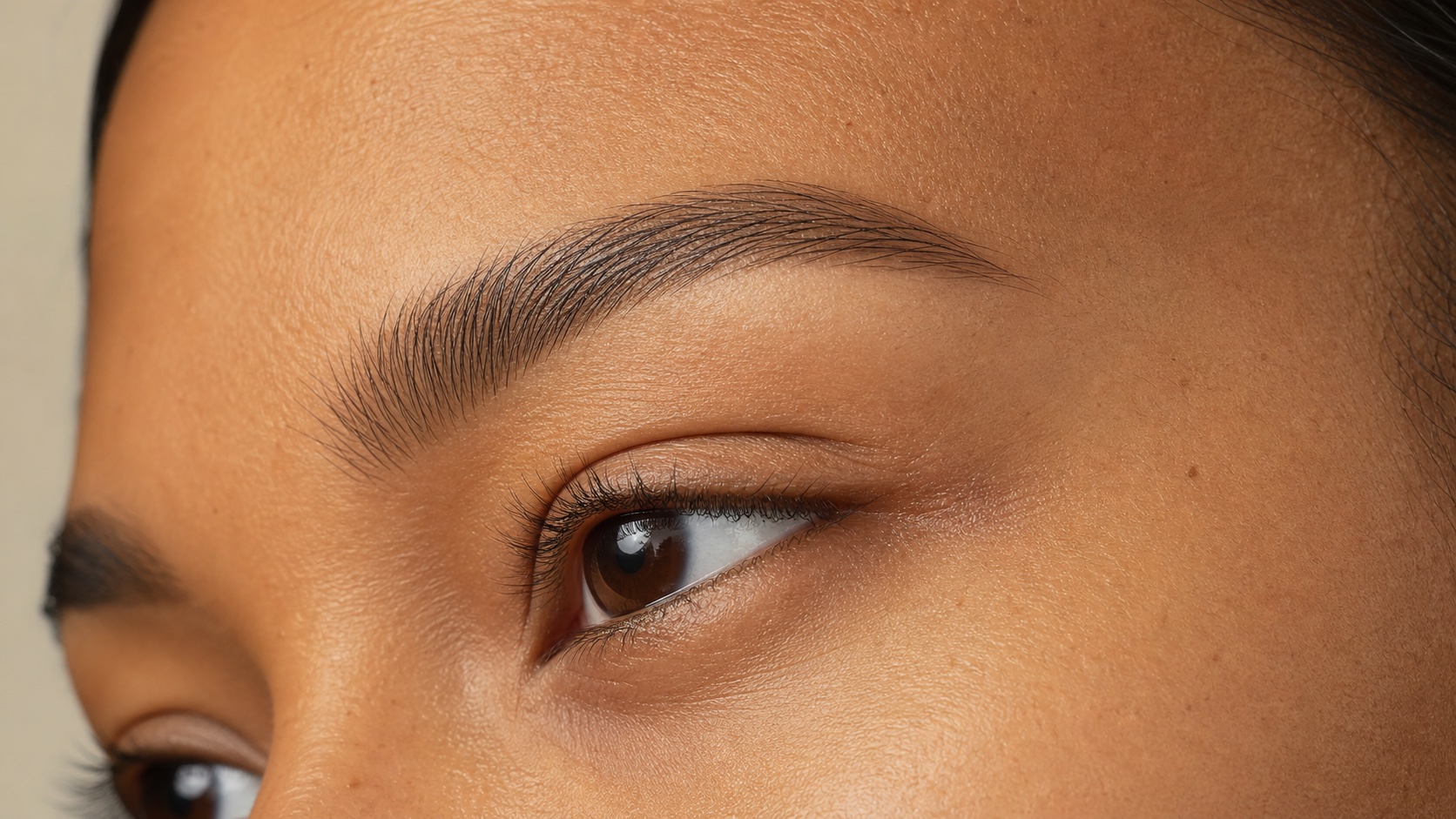 Detail van natuurlijk ogende Nano Brows